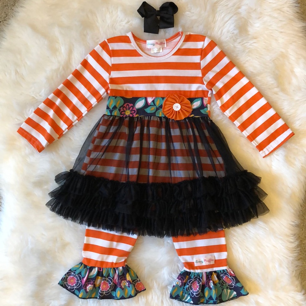 VGUC 3T Sassy Ruffles Fall/Halloween Outfit w/ Bow